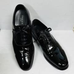 美品 THE TREAT DRESSING トリート エナメルシューズ サイズ8 - メルカリ