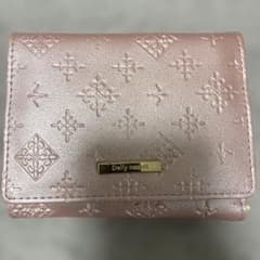 Daily russet ラシット三つ折り財布 ピンクのサムネイル