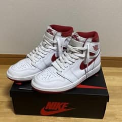 Nike Air Jordan 1 Retro HighMetallic Redのサムネイル