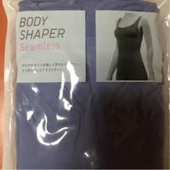 UNIQLO ボディーシェイパーシームレスタンクトップのサムネイル