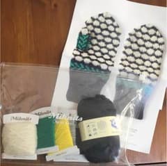 Miknits 三國万里子さんの手編みキット マーガレットのミトンのサムネイル