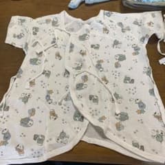 ベビーコンビ肌着 50-60cmのサムネイル