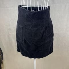 【美品】EMODA エモダ コーデュロイ ハイウエスト ミニスカート ブラックのサムネイル