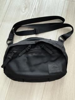 グレゴリー トランスファーショルダーM コーデュラバリスティックブラック　美品のサムネイル