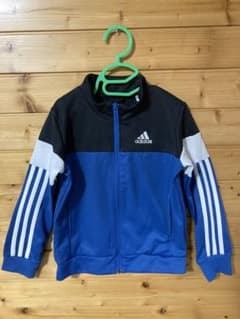 adidas アディダス　ジャージ　上　子供用　美品のサムネイル