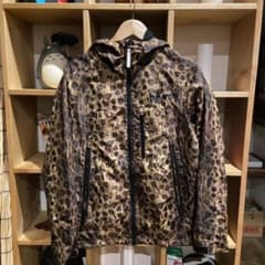 adidas レオパードナイロンパーカーのサムネイル