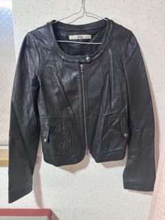 ブラックレザージャケットのサムネイル