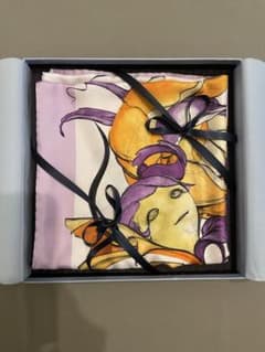 PRADA プラダ ファンタジー シルクスカーフ 55×55 - メルカリ
