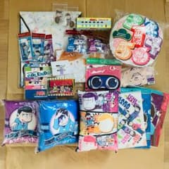 おそ松さん グッズ 大量 まとめ売り 赤塚不二夫 中村悠一 櫻井孝宏 神谷浩史 おそ松さん グッズ 大量 まとめ売り 赤塚不二夫 中村悠一 櫻井孝宏