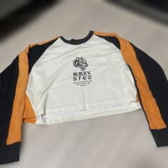 【限定品】DARC SPORT ダルクスポーツ　ショート丈長袖Tシャツのサムネイル