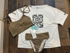 新品　ROXY ロキシー　ビキニ＆Tシャツ 水着　モカベージュ　定価1.5万　M 新品 ROXY ロキシー ビキニ＆Tシャツ 水着 モカベージュ 定価1.5万 L