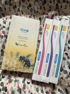 アトミ歯磨き粉50g✖️4歯ブラシ3本のサムネイル