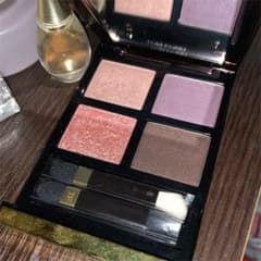 TOM FORD BEAUTY プリティーベイビー アイシャドウのサムネイル