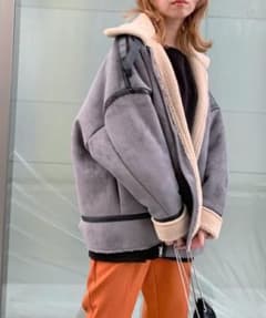 ❤️最終値下げ❤️WHO’S WHO gallery フェイクムートンジャケットのサムネイル