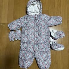 【ぬくこ様専用】美品スノースーツ　BABYGAPミトン、シューズ付きのサムネイル