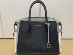 MICHAEL KORS ハンドバッグ バイカラー ブラック ホワイト グレーのサムネイル