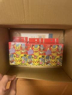 ポケモントランプセット、ピカチュウ