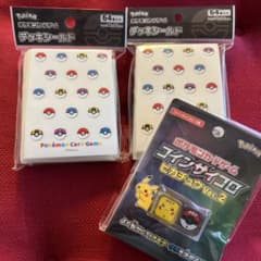 デッキシールド　モンスターボール　コインサイコロ　ピカチュウver.2のサムネイル