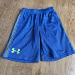 Under Armour メッシュハーフパンツ YLG 青のサムネイル