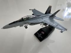 今週末まで‼️F/A-18F ダイキャスト　1/100 トップガン　マーヴェリックのサムネイル