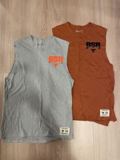UNDER ARMOUR プロジェクトロック　タンクトップ 2枚セットのサムネイル