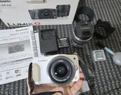 Panasonic LUMIX DMC-GF6W ダブルズームレンズキット - メルカリ