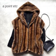 a point etc フランス製 エコファーベスト 美品 ドゥーズィエムクラス a point etc フランス製 エコファーベスト 美品 ドゥーズィエムクラス