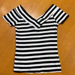 ボーダー♡Vネックシャツのサムネイル