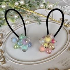 ハンドメイド ヘアゴム　大人兼キッズのサムネイル