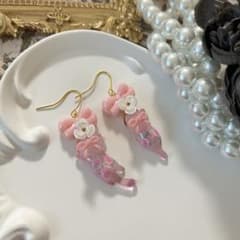 ฅ❤️ レジン　猫　ねこ　リボン　花　ピアス　イヤリング ฅ❤️ ねこ 猫 レジン 花 薔薇 りぼん ピアス イヤリング - メルカリ
