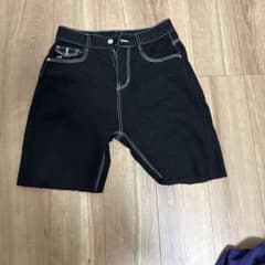 TRUE RELIGION ハーフパンツ　ショートパンツのサムネイル