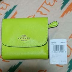COACH コーチ 三つ折り財布のサムネイル