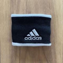 adidas リストバンド（片手のみ）のサムネイル