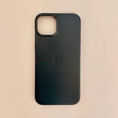 iPhone 13 （無印）　純正レザーケースのサムネイル