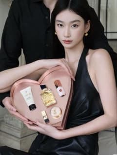 Yves Saint Laurent ハート型ギフトセット - メルカリ