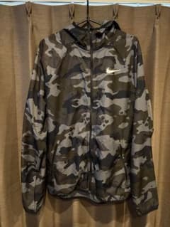 NIKE ナイキ カモ 迷彩柄 フード付き ナイロンジャケットのサムネイル