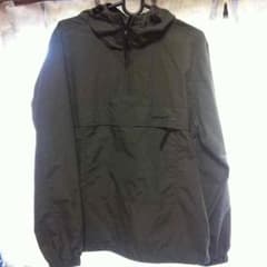 charle様専用  美品 carhartt ナイロンプルオーバーパーカー！のサムネイル