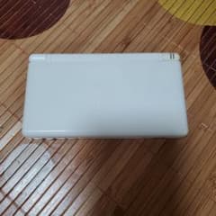 【タッチペンなし】DS liteホワイト　本体　【充電器付】のサムネイル