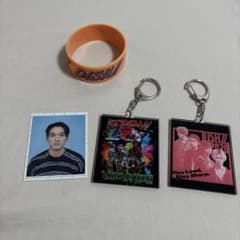 なとり キーホルダー ラバーバンド ステッカーセット 便利すぎるやん」タワーレコード、超ロングセラーグッズの人気再燃