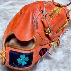 ✨*✨様 【お買い得✨美品】硬式軟式兼用 投手用グラブ 四つ葉クローバー刺繍 ✨*✨様 【お買い得✨美品】硬式軟式兼用 投手用グラブ 四つ葉