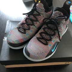 NIKE ズーム KD11のサムネイル