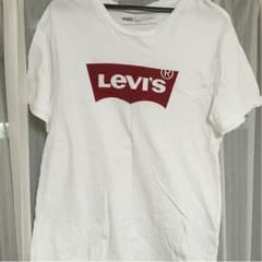 Levi'sの半袖シャツのサムネイル