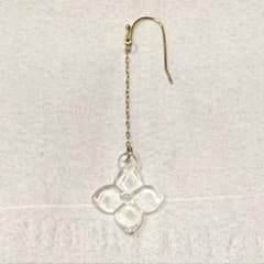 HARIO ハリオ 紫陽花 ピアス (片耳)のサムネイル
