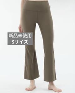 SUKALA ベーシックリブフレアレギンス S - メルカリ