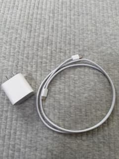 Apple 20W USB-C 電源アダプタ ケーブルセットのサムネイル