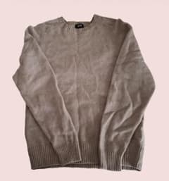 【再値下げ】UNIQLOユニクロ　プレミアムラムクルーネックセーター　Mのサムネイル