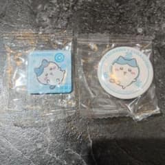 ちいかわ ハチワレ　くら寿司 コラボ ピンバッジ マグネット 2種セットのサムネイル