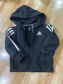 adidas 黒 パーカー 100cmのサムネイル