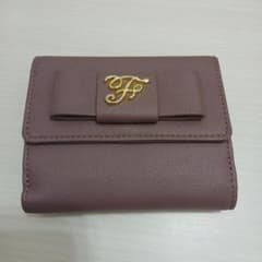 Maison de FLEUR ブラウン二つ折り財布のサムネイル
