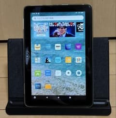 美品‼️第10世代 FireHD8plus 32GB ワイヤレス充電スタンド付き - メルカリ